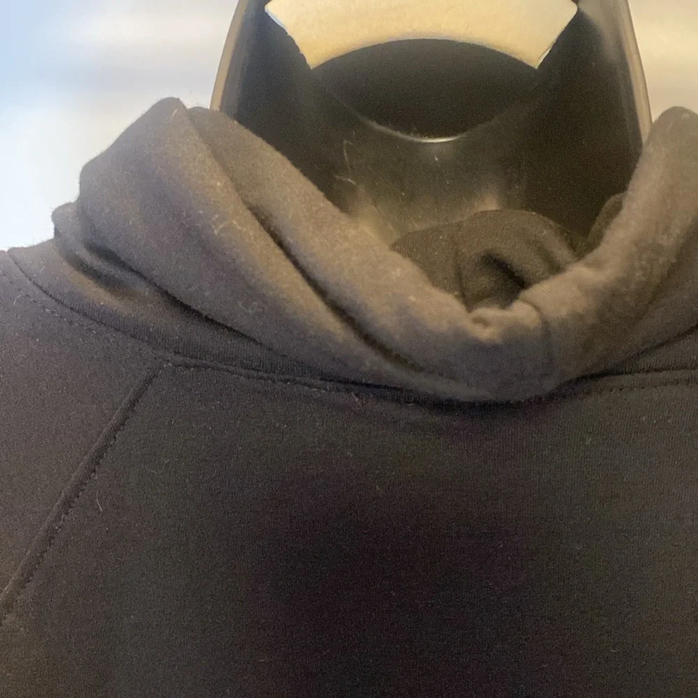 32 Degree Heat Black String Cowl neck Sweatshirt NWT size M - Picture 7 of 8